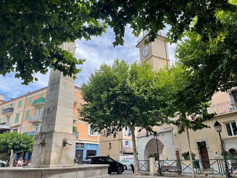 Maison - 200 m² - 7 pièces