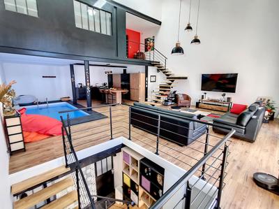 Maison - 160 m² - 4 pièces