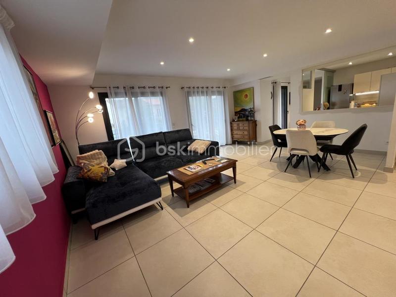 Appartement - 87 m² - 3 pièces