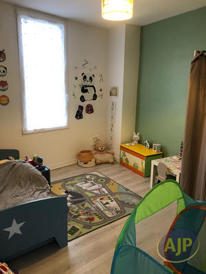 Maison - 102 m² - 5 pièces