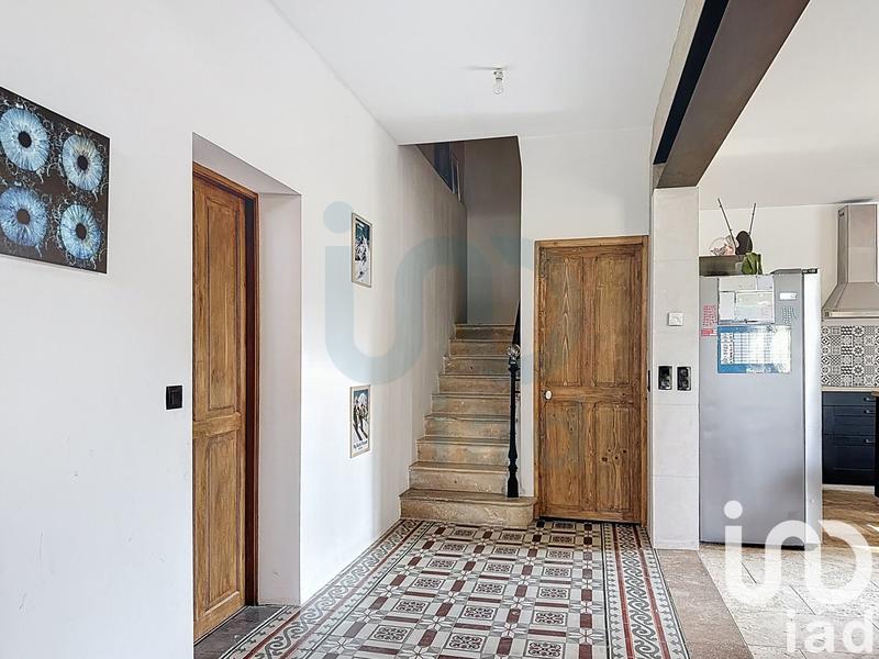 Maison - 250 m² - 6 pièces