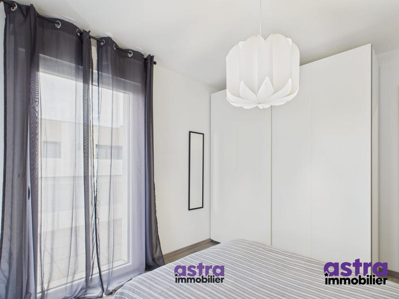 Appartement - 88 m² - 5 pièces