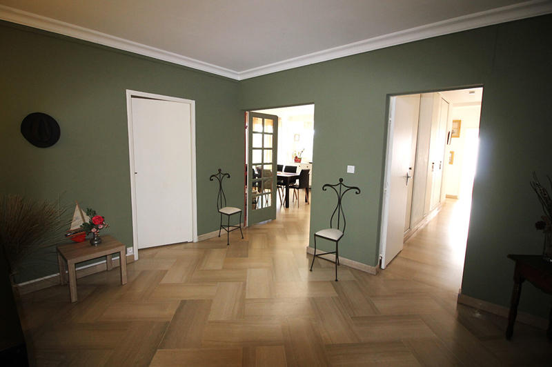 Appartement - 190 m² - 4 pièces