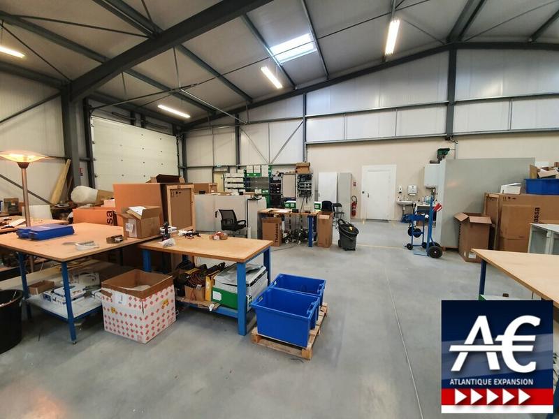 Entrepôt - 460 m²