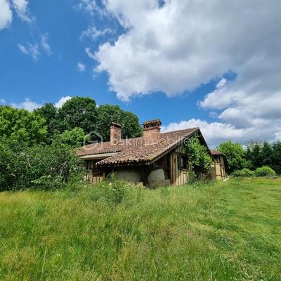 Corps de ferme - 320 m² - 10 pièces