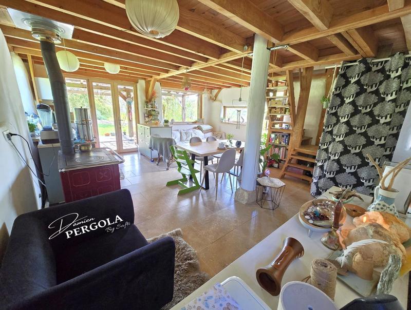 Maison - 85 m² - 4 pièces