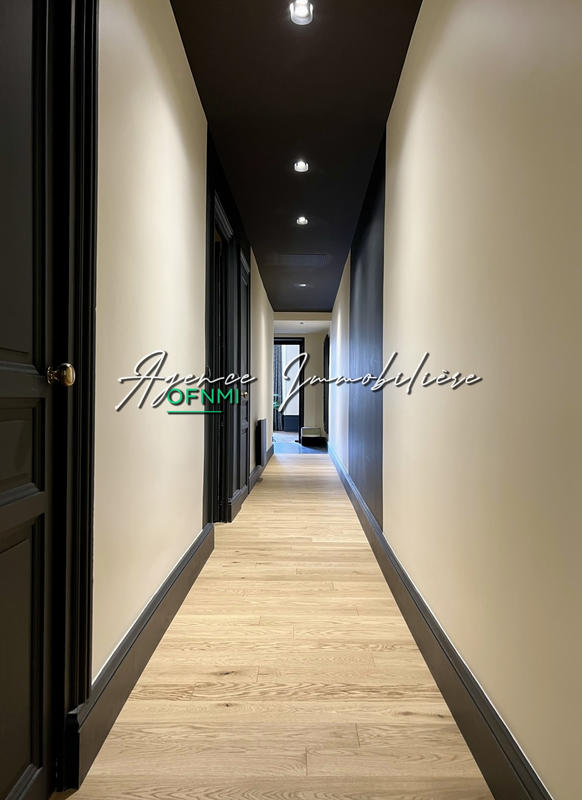 Appartement - 178 m² - 5 pièces