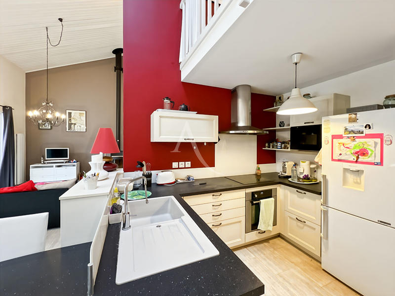 Appartement - 134 m² - 6 pièces