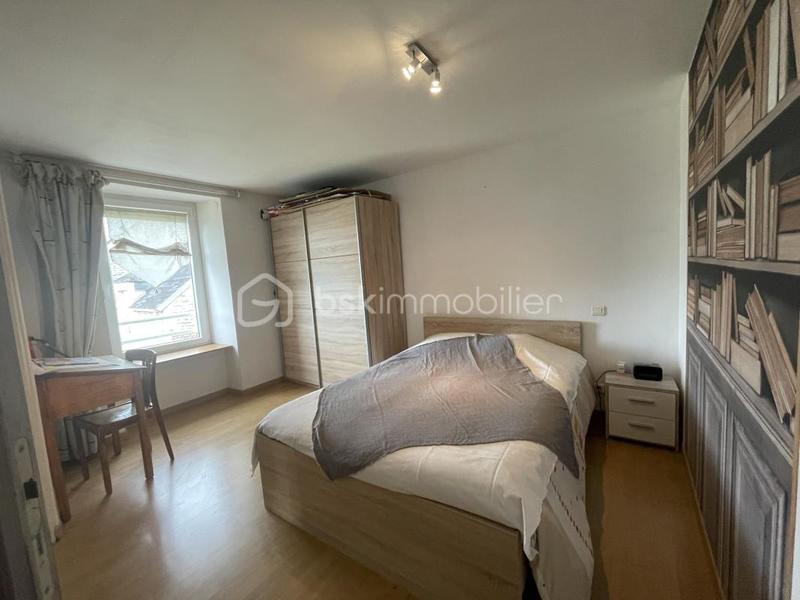 Maison en pierre - 280 m² - 12 pièces