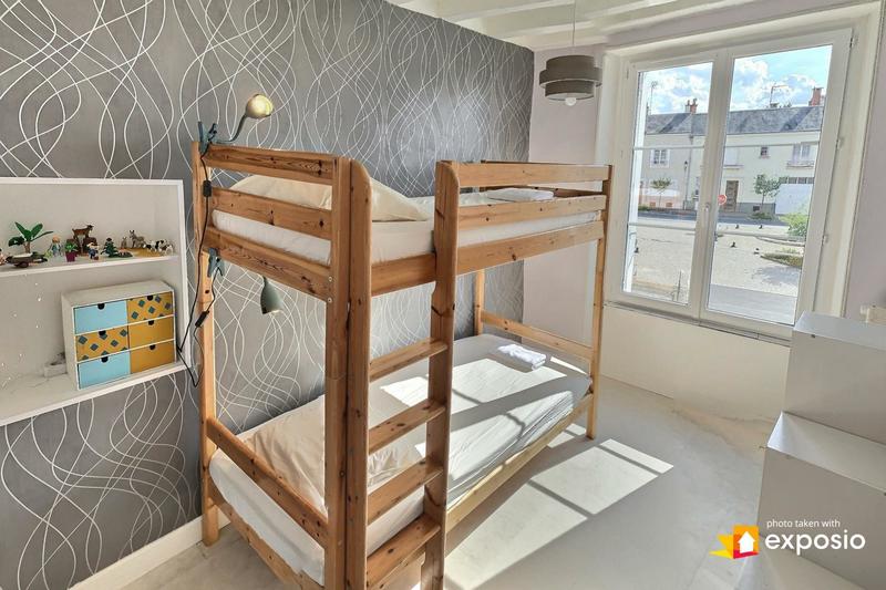 Maison - 93 m² - 5 pièces