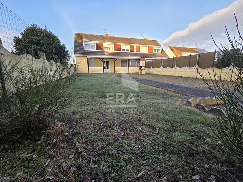 Maison - 102 m² - 6 pièces