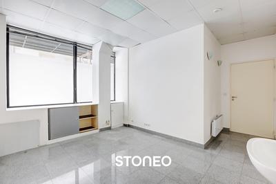 Appartement ancien - 86 m² - 4 pièces