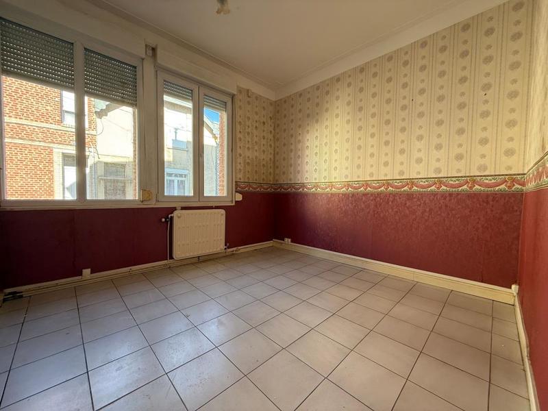 Maison - 250 m² - 7 pièces