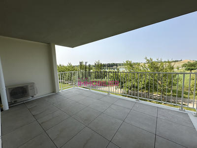 Appartement - 75 m² - 4 pièces