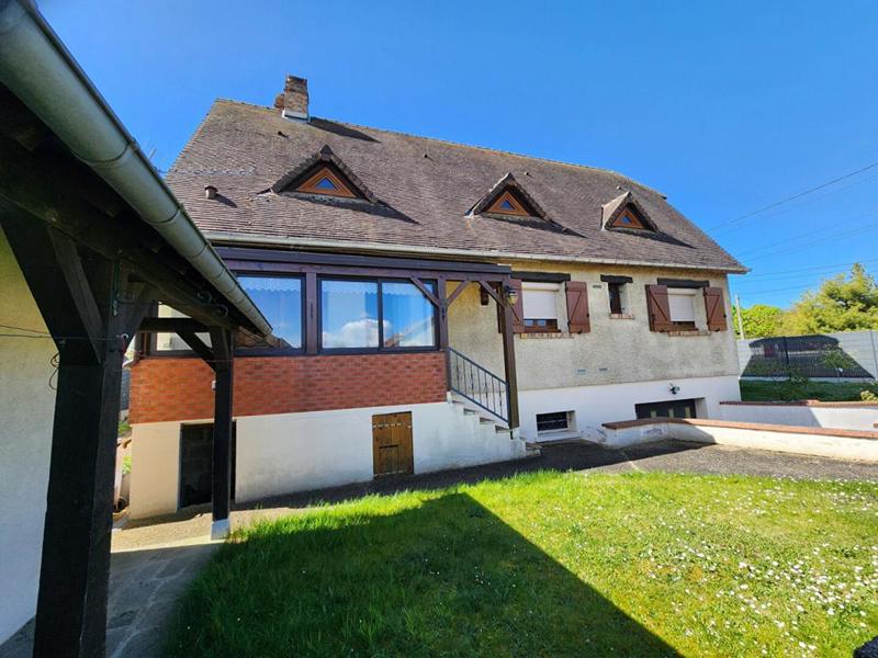 Maison - 150 m² - 7 pièces