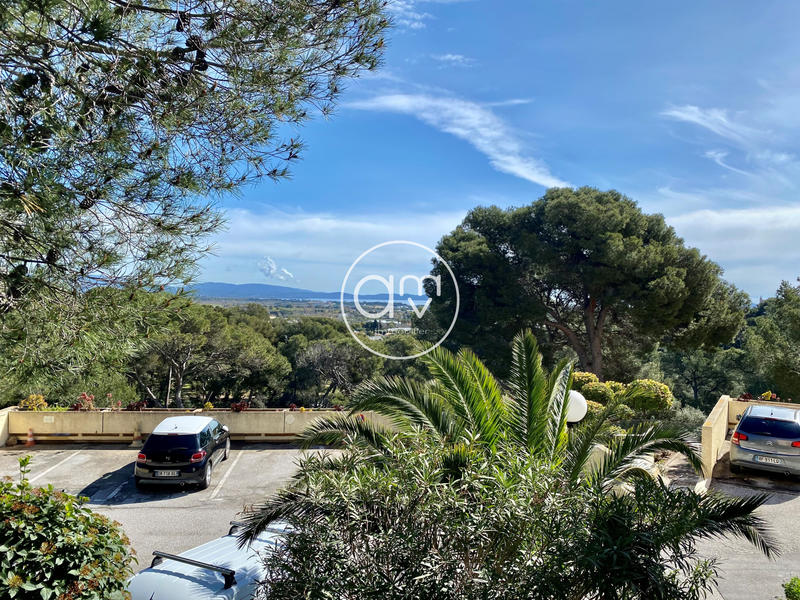 Parking / Garage - 19 m²