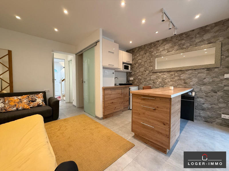 Maison - 161 m² - 8 pièces