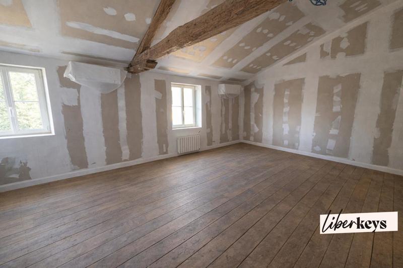 Maison - 238 m² - 6 pièces