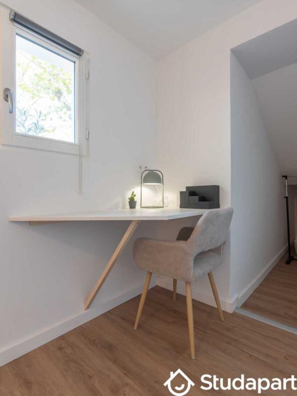 Appartement - 240 m² - 1 pièce