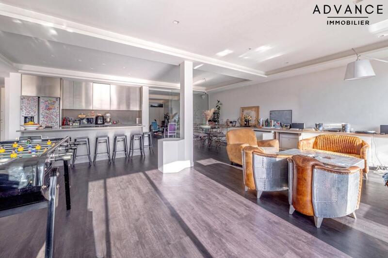 Immeuble - 700 m² - 9 pièces