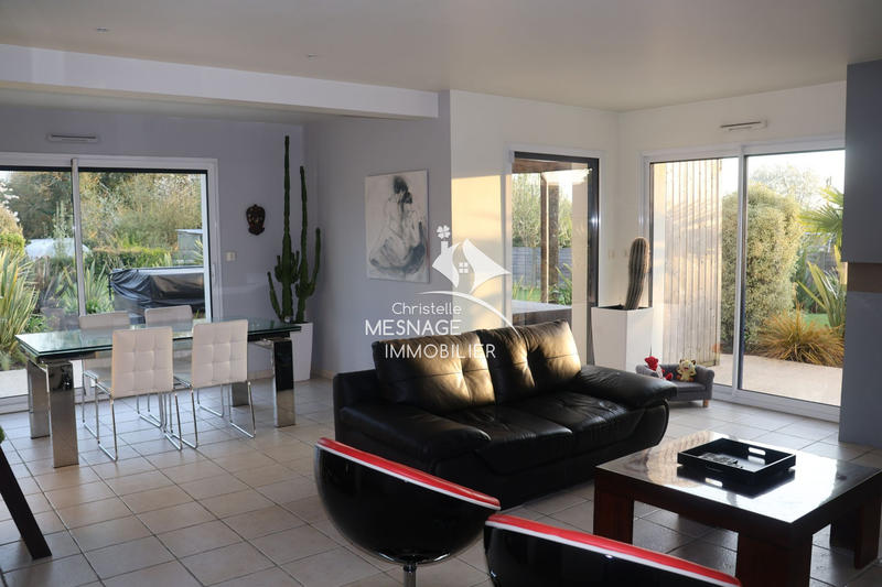 Maison - 150 m² - 8 pièces