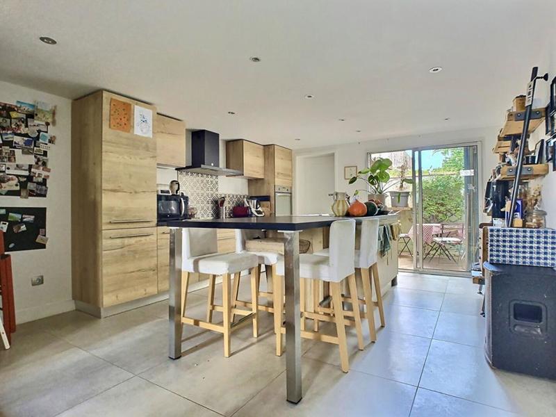 Maison - 91 m² - 5 pièces