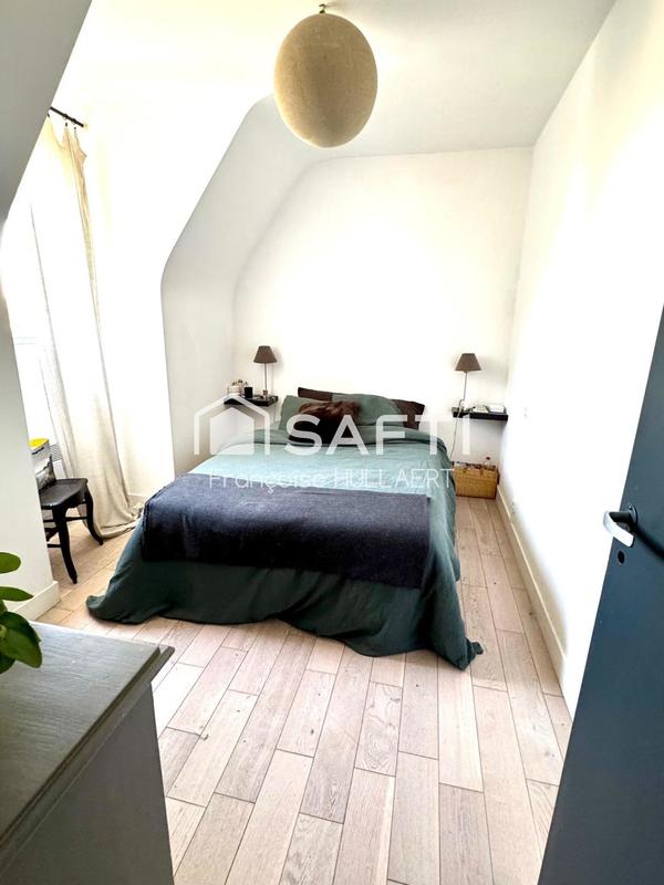 Maison - 185 m² - 7 pièces