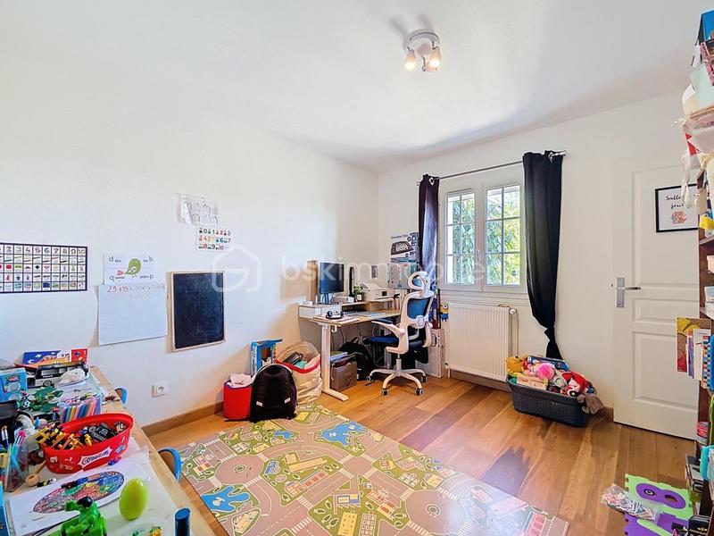 Maison - 180 m² - 6 pièces