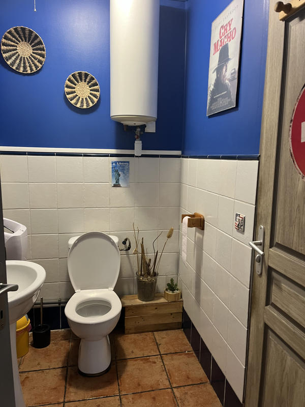 Fonds de commerce - Magasins - 63 m²