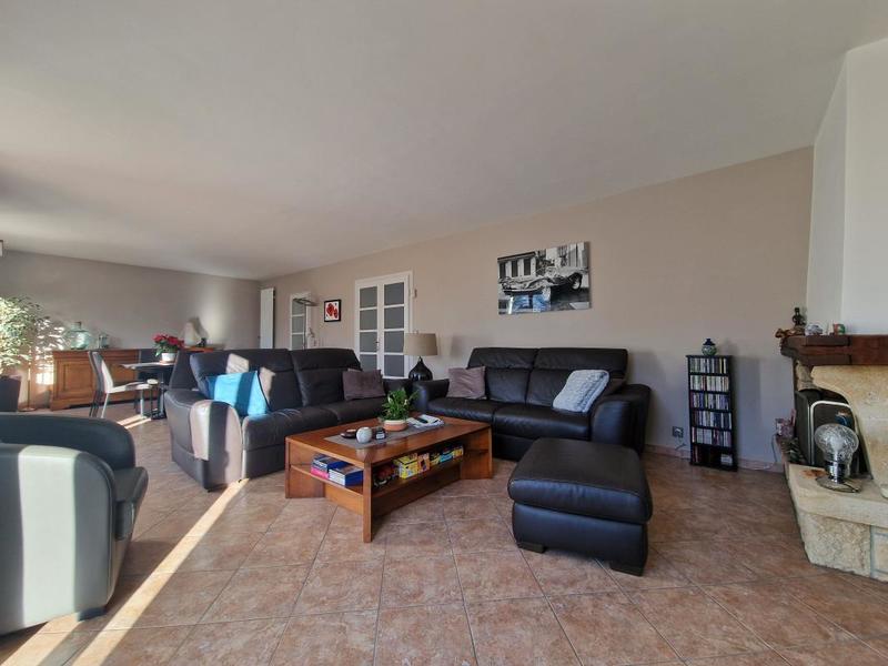 Maison - 136 m² - 6 pièces