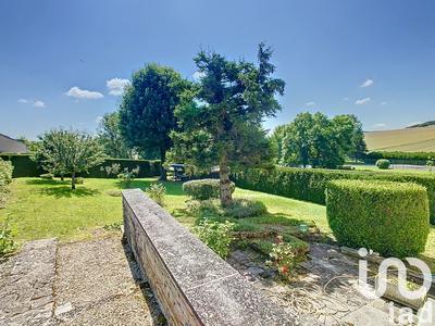 Maison - 357 m² - 2 pièces