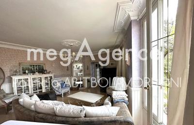 Maison - 142 m² - 7 pièces