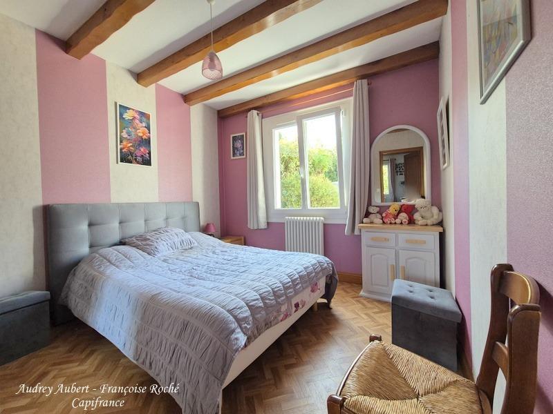 Maison - 93 m² - 4 pièces