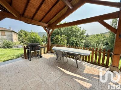 Maison - 113 m² - 5 pièces