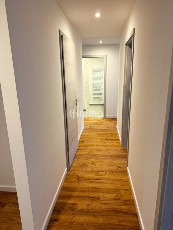 Appartement - 95 m² - 4 pièces