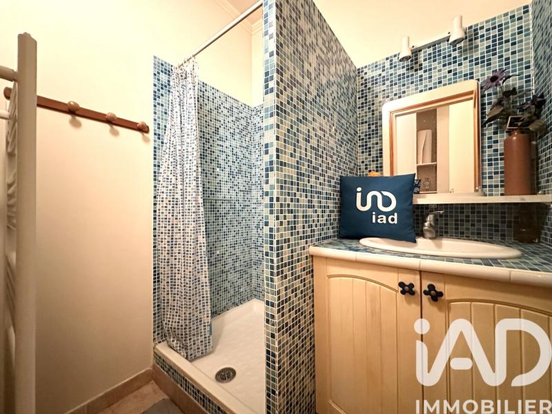 Maison - 200 m² - 7 pièces