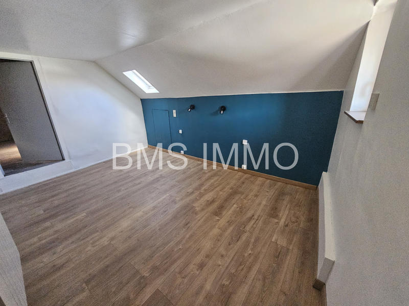 Maison - 90 m² - 3 pièces