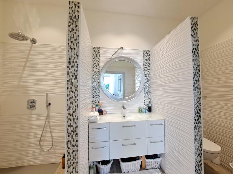 Maison - 185 m² - 15 pièces