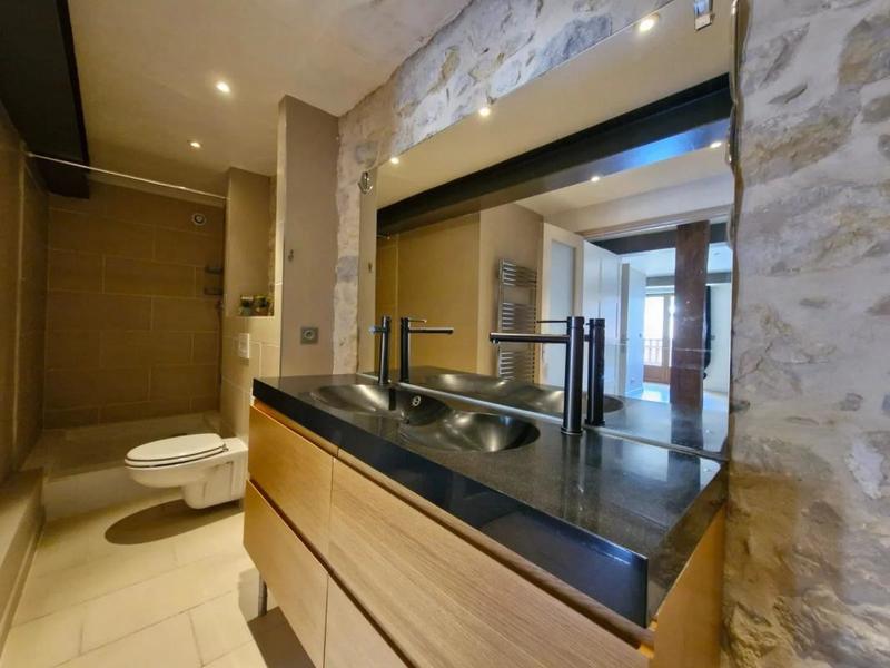 Appartement - 125 m² - 4 pièces