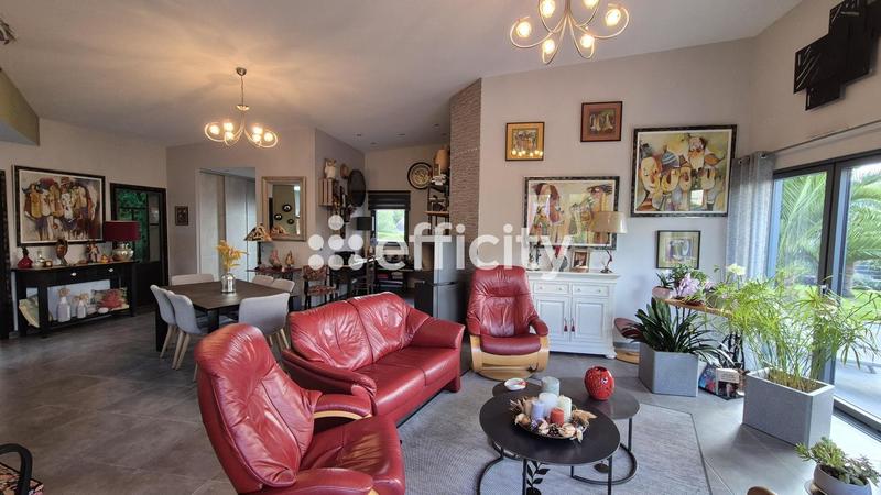 Maison - 120 m² - 5 pièces