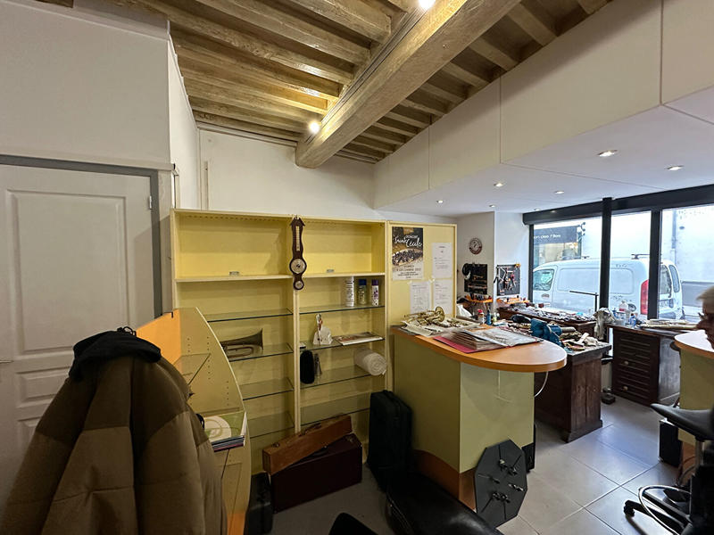 Local commercial - 67 m² - 2 pièces