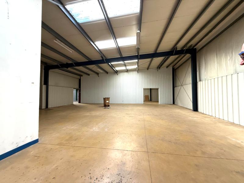 Local commercial - 560 m²