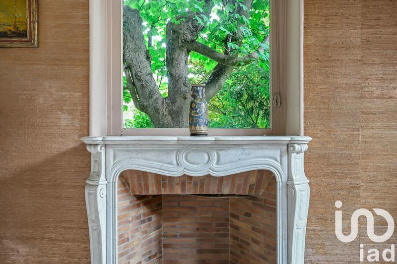 Maison - 243 m² - 8 pièces