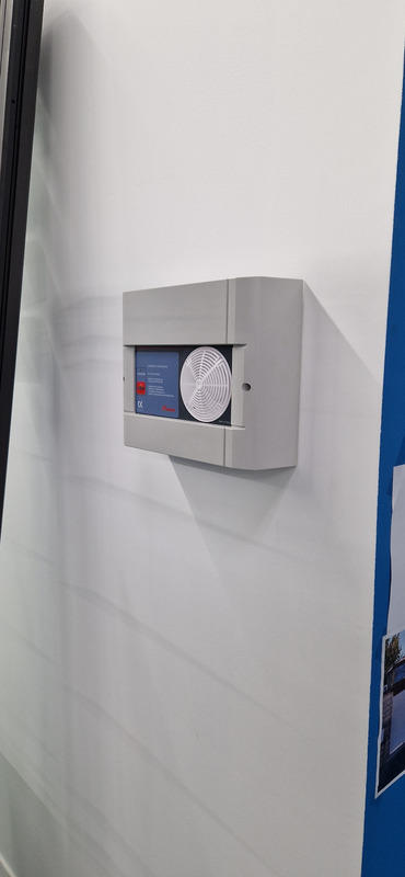 Local commercial - 309 m² - 1 pièce