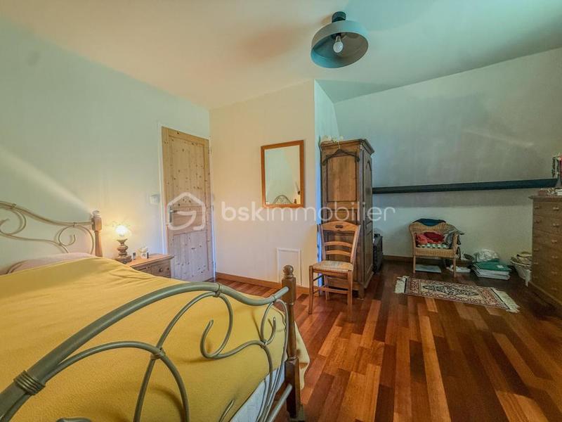 Maison - 104 m² - 3 pièces