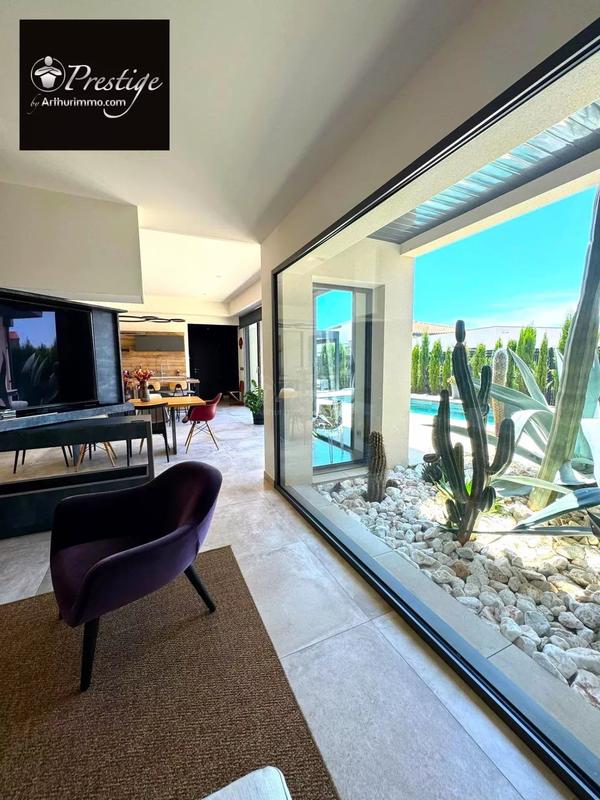 Maison - 186 m² - 5 pièces