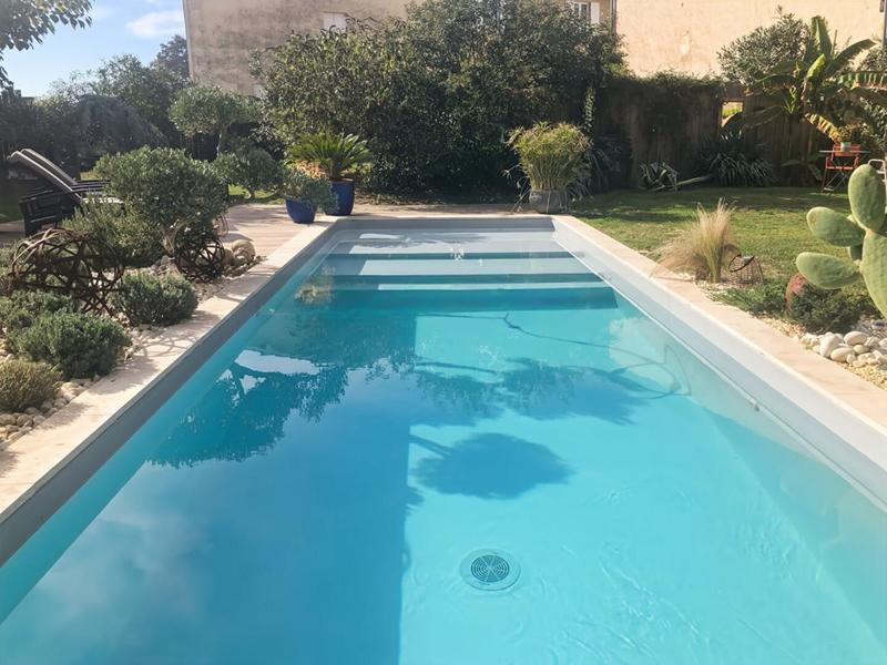 Demeure - 250 m² - 8 pièces