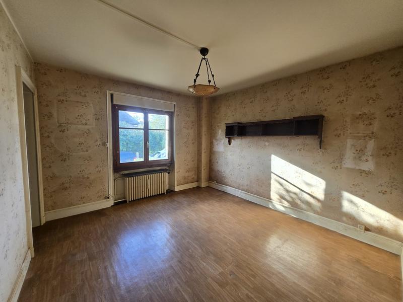 Maison - 181 m² - 7 pièces