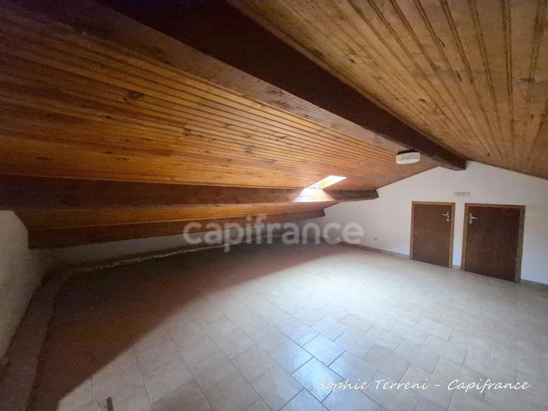 Maison - 157 m² - 8 pièces