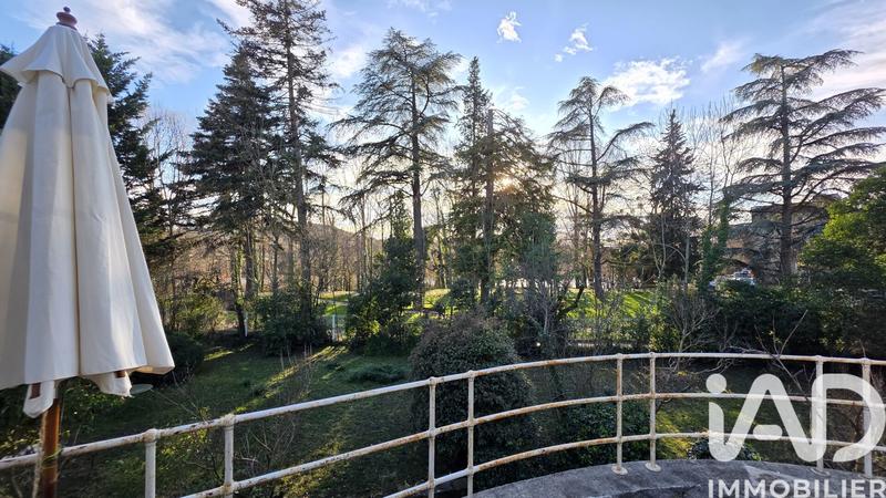 Maison de maîtres - 221 m² - 8 pièces